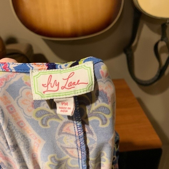 Ivy Lane petite medium dress with silver hardware. Predominantly blue pattern - Picture 5 of 5